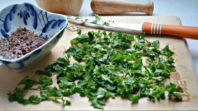 картофельный салат c пикантной заправкой