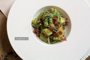 Картофельный салат с йогуртовым соусом