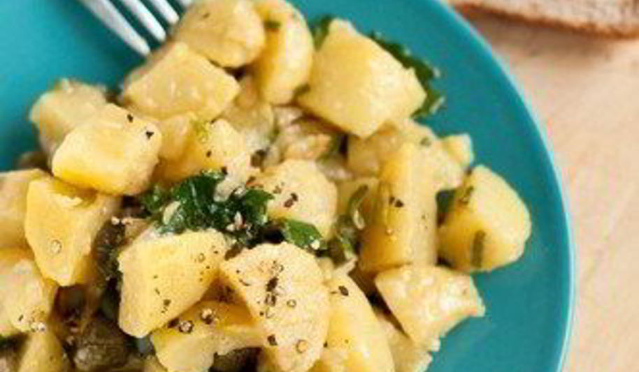 Рецепт картофельного салата с каперсами и петрушкой