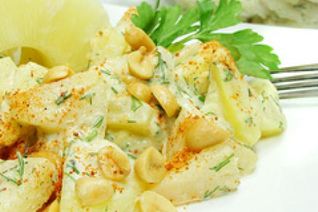 Немецкий картофельный салат с ананасами