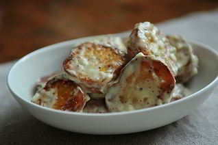 Простой картофельный салат по-испански