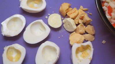 салат картофельный с сельдью