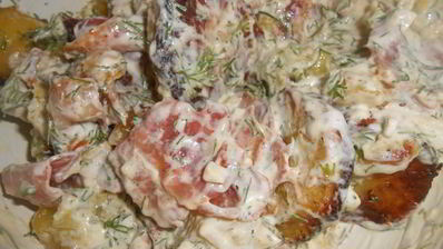 теплый салат с запеченным картофелем