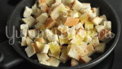 хрустящий салат с курицей, сыром и кукурузой