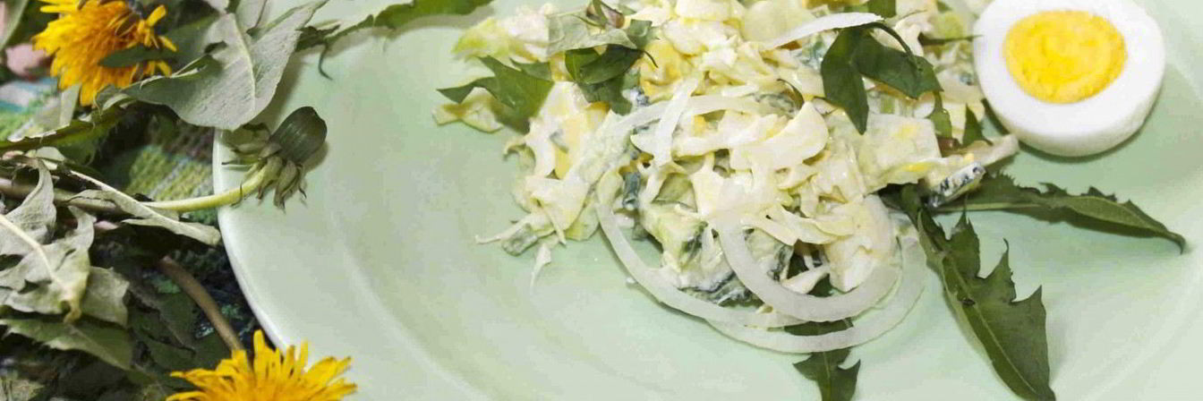 Салат из одуванчиков