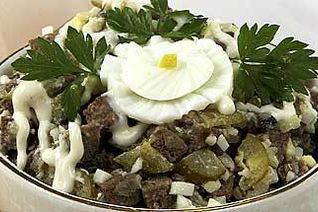 Салат из печени с грибами