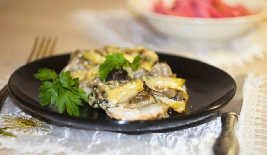 Рецепт куриных грудок филе под шубой в духовке