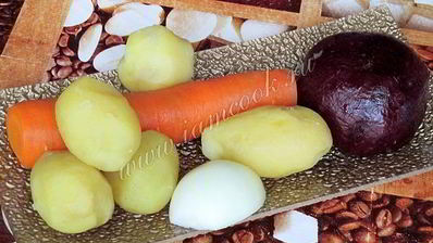 салат под шубой вегетарианский