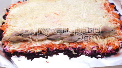 салат-рулет селедка под шубой