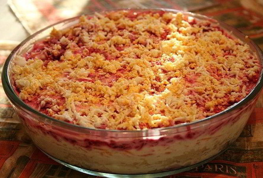 Сельдь под шубой с яблоком