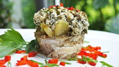 судак под шубой из икры