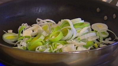 салат с чечевицей и грибами