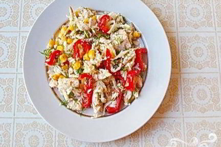 Салат с кольраби и корнем петрушки