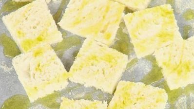 классический салат цезарь