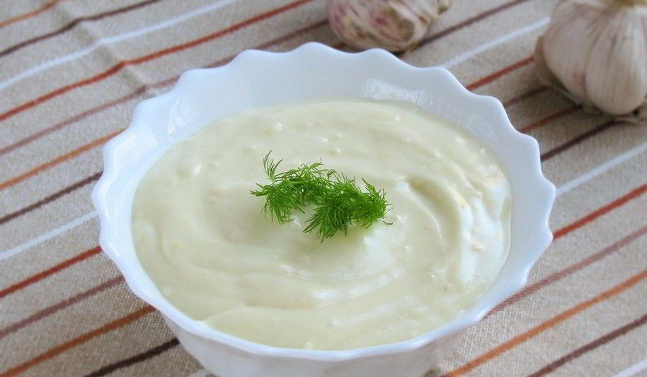 Рецепт чесночного соуса с майонезом