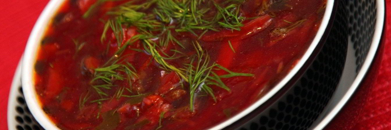 Борщ домашний украинский на свиных ребрах