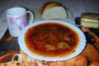 Борщ с белыми грибами и пампушками