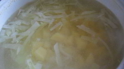 борщ с фасолью и яблоками