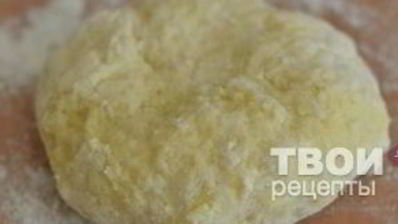 борщ с галушками