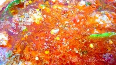 борщ с галушкой