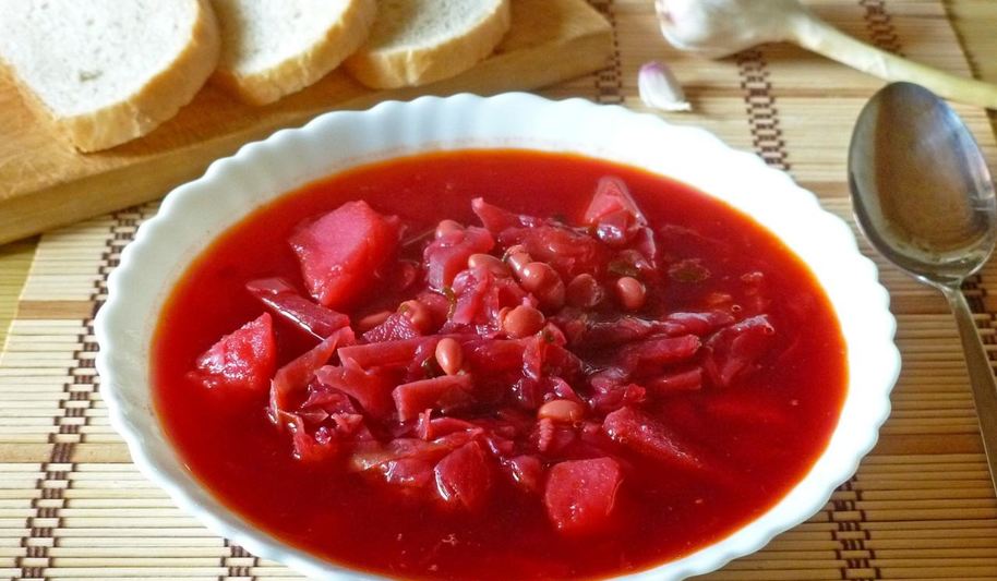 Рецепт борща с консервированной фасолью