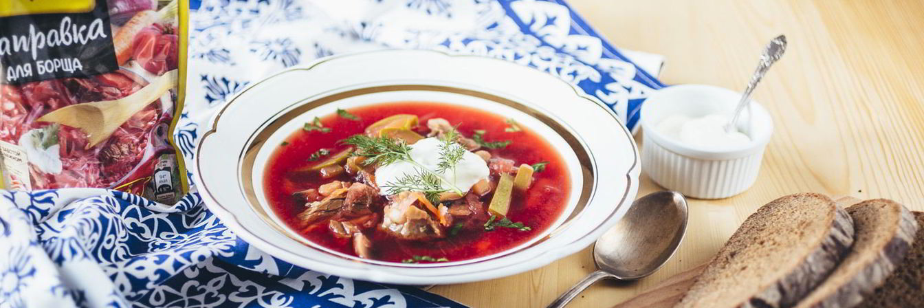 Борщ с шампиньонами и кабачками