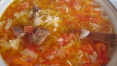 борщ с тушенкой