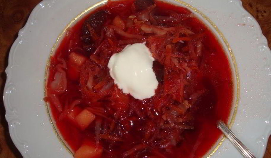 Рецепт любимого борща с баклажанами