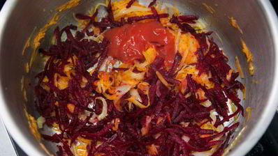 постный борщ с белыми грибами и фасолью