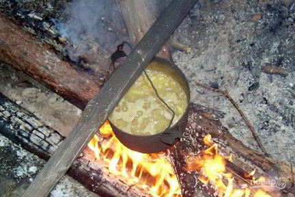 Гороховый суп на костре