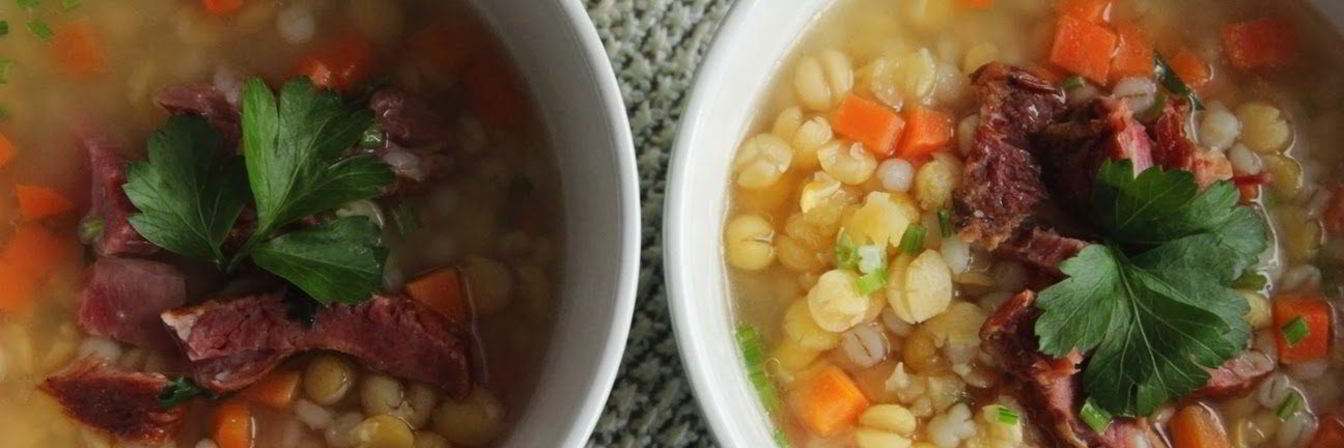 Гороховый суп с копчеными ребрами