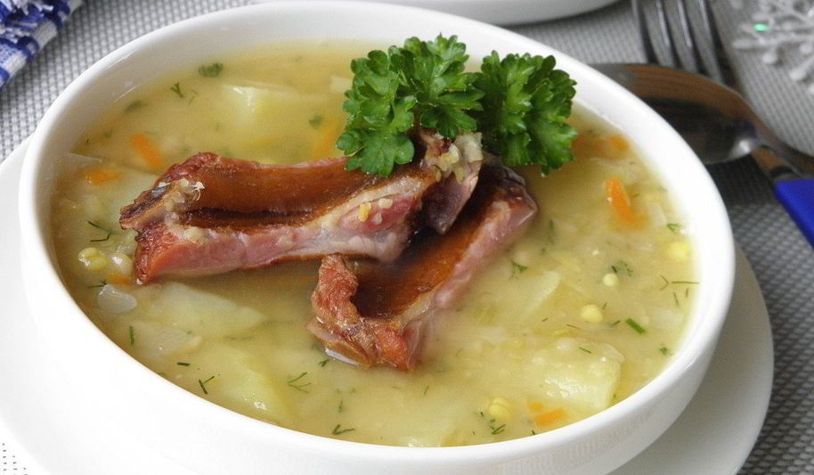 Рецепт горохового супа с копчеными ребрышками