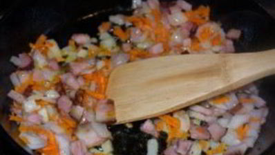 гороховый суп с салом