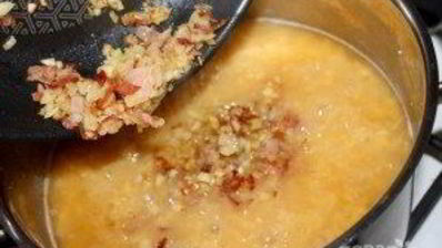 суп гороховый с копченостями