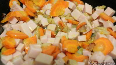 кабачковый суп с ветчиной и плавленным сыром