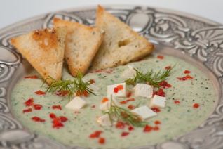 Холодный огуречный суп