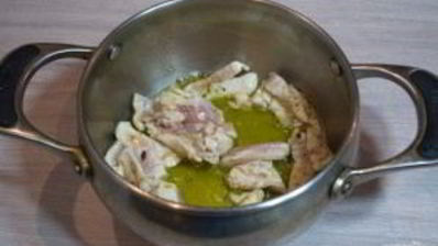 куриный суп с лапшой в азиатском стиле