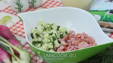 окрошка на сыворотке и сметане