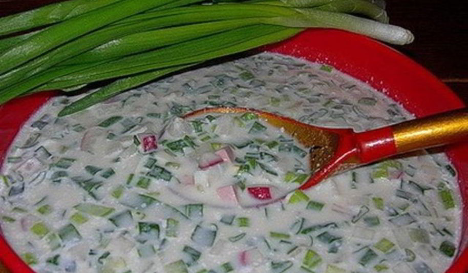 Рецепт окрошки на сыворотке с колбасой