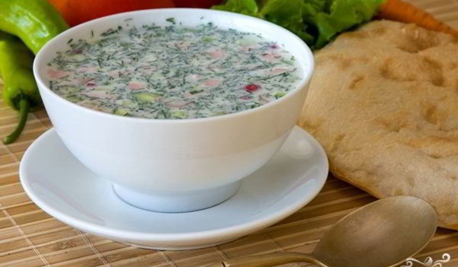 Рецепт окрошки с копченой колбасой