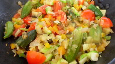 минестроне с рыбой и спагетти