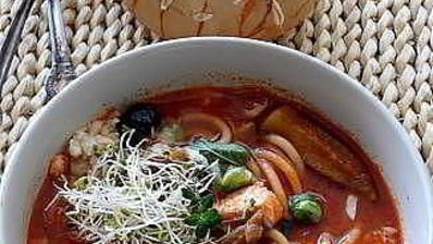 минестроне с рыбой и спагетти