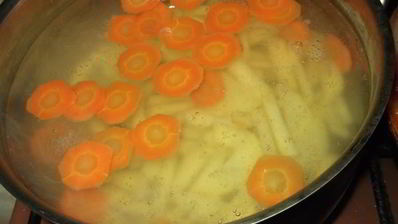 суп овощной с фрикадельками