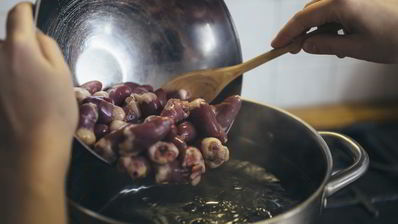 рассольник из куриных потрошков