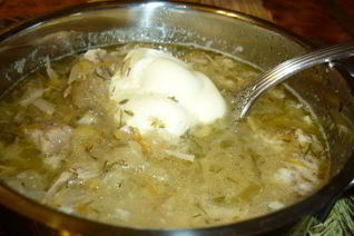 Бабушкины щи из квашеной капусты с горохом