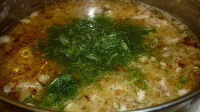 бабушкины щи из квашеной капусты с горохом