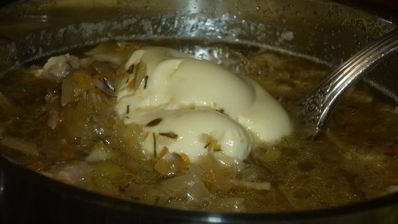 бабушкины щи из квашеной капусты с горохом