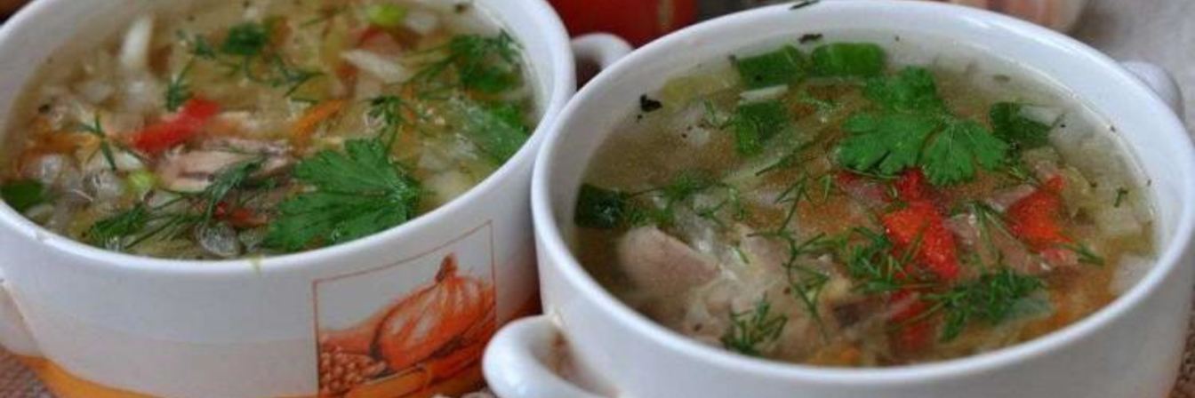 Щи из курицы со свежей капустой