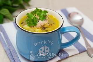 Щи из квашеной капусты с курицей