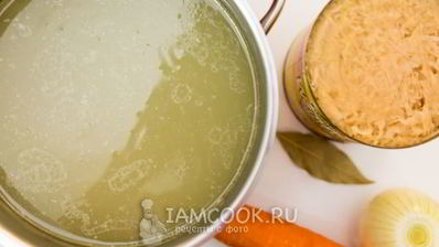 щи из квашеной капусты с курицей